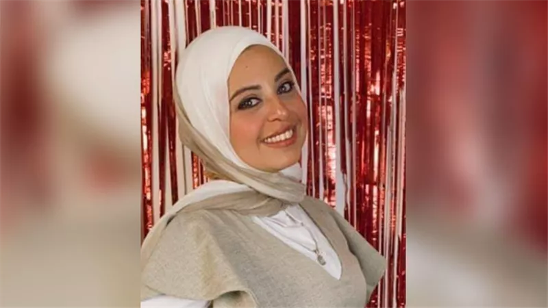  منسقة الزهور هند على تروي قصة نجاحها.. وتؤكد: الكاميليا والتيوليب الأكثر رواجًا