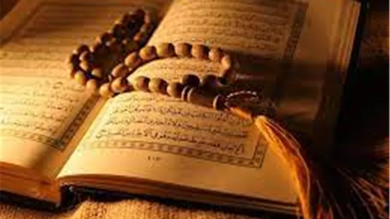 هل يصل ثواب قراءة القرآن على الميت؟.. أزهري يُجيب.. فيديو