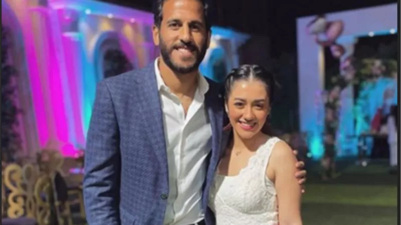 بإطلالة جذابة.. مروان محسن يظهر مع زوجته في إحدى الحفلات
