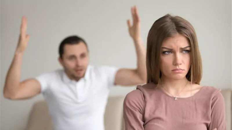 سنة أولى جواز.. 9 نصائح لمنع انهيار عش الزوجية وغياب الحوار