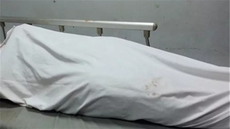 حضن ابنته فتحول إلى بحر من الدماء.. «إسلام ضيف» ضحية طليقته ووالدها