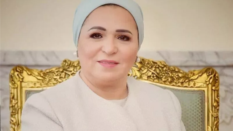 السيدة إنتصار السيسي مُهنئة بحلول رمضان: «يُطيب القلوب ويزكي النفوس»