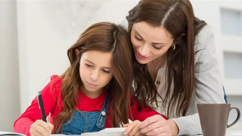 كيف أنظم الوقت بين البيت والمذاكرة للأولاد في رمضان؟ 