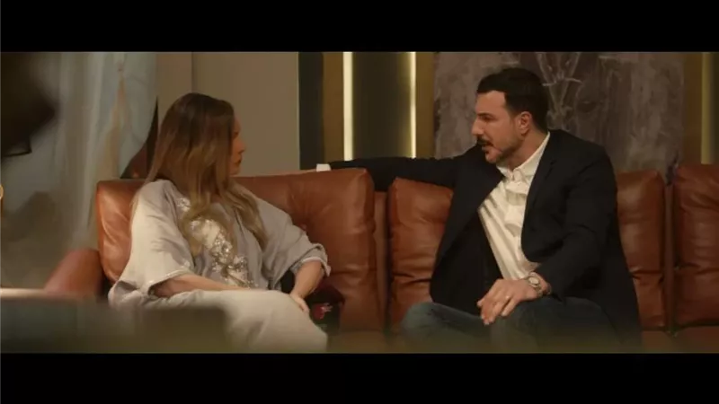 مسلسل حرب أهلية الحلقة 4 | طلاق يسرا