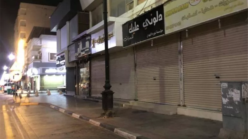 بدء تطبيق المواعيد الصيفية لفتح وغلق المحلات التجارية