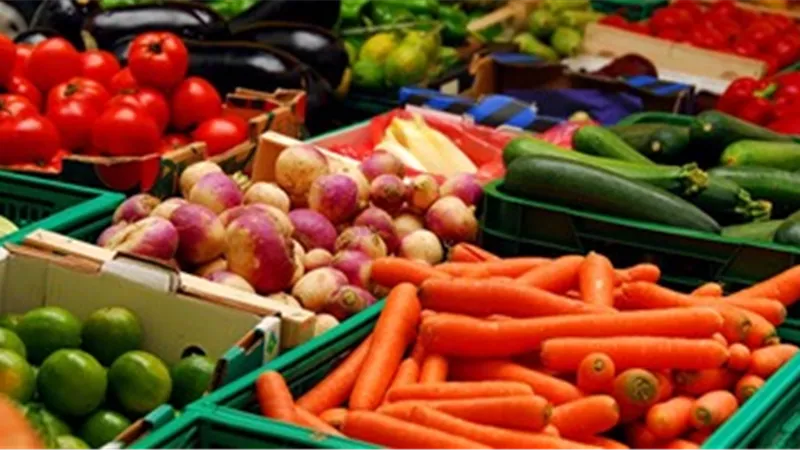 5 أطعمة تمنع العطش أثناء الصيام