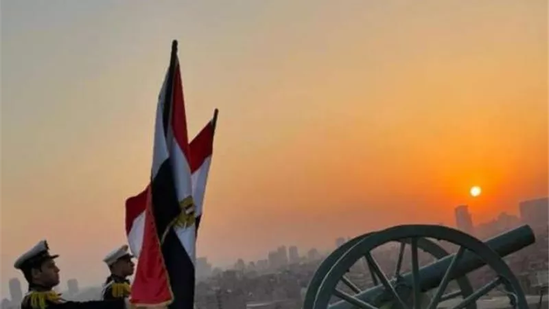 مساعد وزير السياحة تكشف أسباب عودة مدفع رمضان بالقلعة