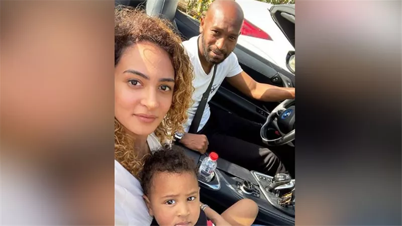 قبل قمة الأهلي والزمالك.. زوجة شيكابالا تدعمه بصورة مع آدم