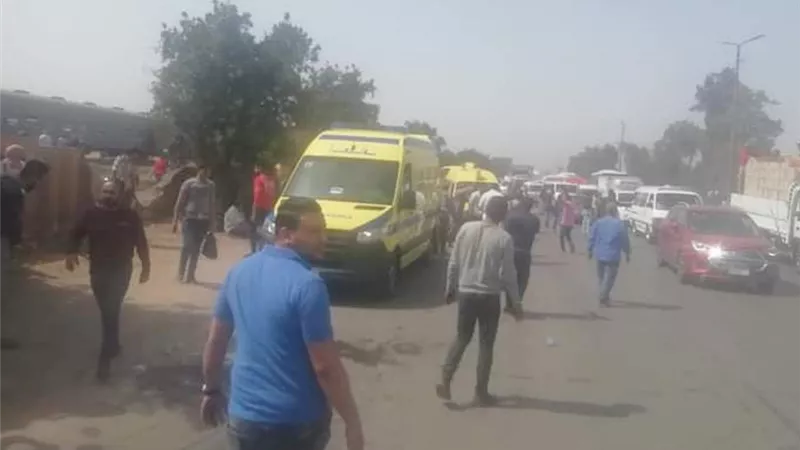 بينهم سيدات.. ننشر أسماء وصور مصابي حادث قطار المنصورة 