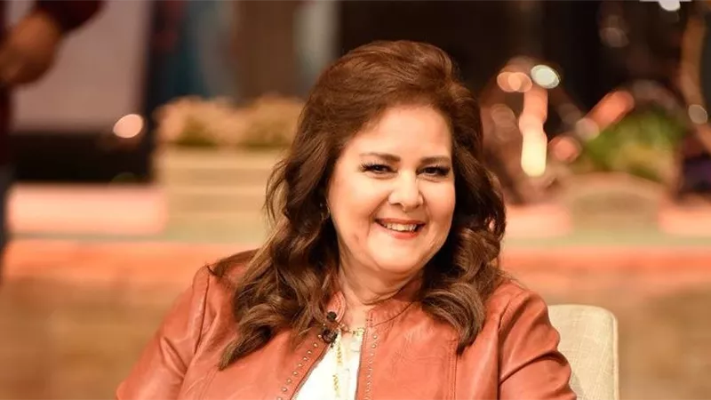دلال عبدالعزيز تقدم « أحلام خالتي » عبر الإذاعة المصرية
