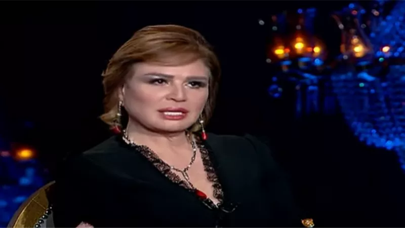 الدغيدي: «ممكن تتجوزي راجل متجوز؟».. إلهام شاهين ترد: «عملتها».. فيديو