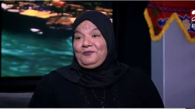 «دلال» مسحراتي المعادي: «5 ساعات بشرب ينسون عشان صوتي يحلو»