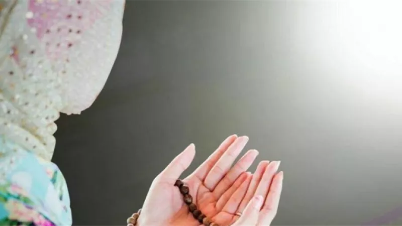هل علامة الطهر من الحيض شرط لصحة الصيام؟.. مركز الأزهر يُجيب