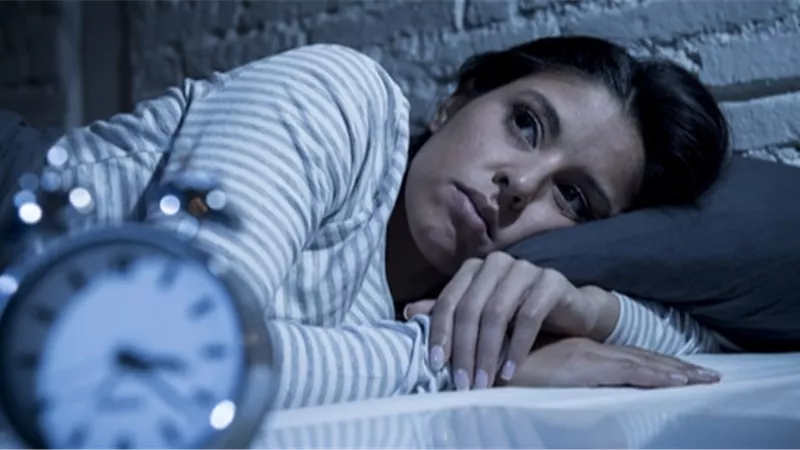 الأرق عند النساء: الأسباب والأعراض والعلاج
