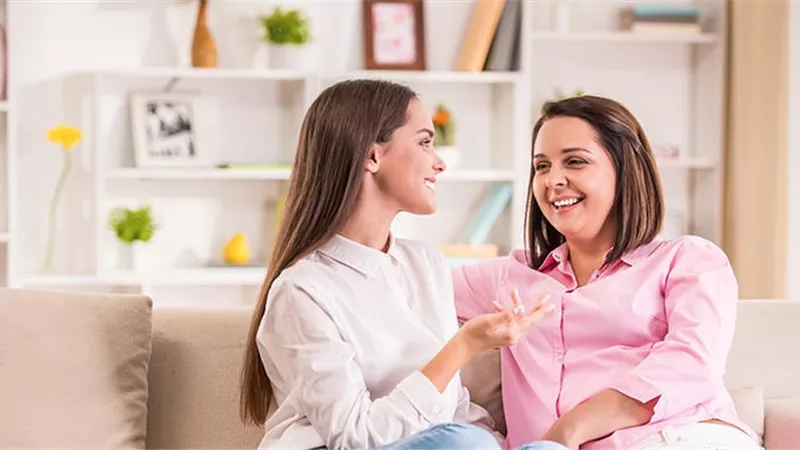 للفتيات.. 8 نصائح للوصول السريع إلى قلب والديك