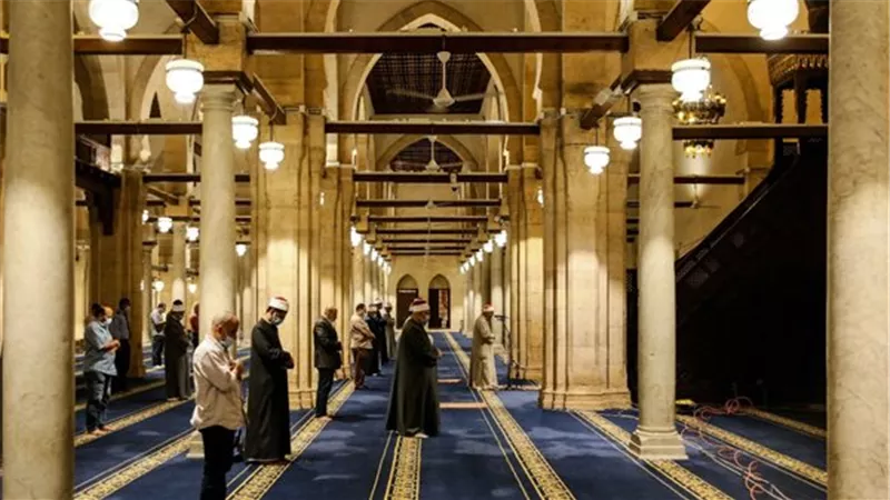 «بث مباشر» لصلاة التراويح بالجامع الأزهر لليوم الثاني عشر من رمضان