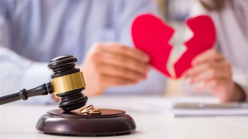 رانيا تطلب الطلاق بعد 4 سنوات زواج: «عاوزة اتدلع»