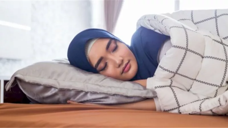 أمي المتوفاة تضربني في المنام.. تعرفي على تفسير الحُلم 
