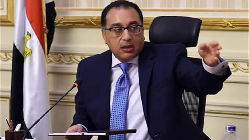 رئيس الوزراء يصدر قرارا بإجازة رسمية السبت والأحد والاثنين المقبلين