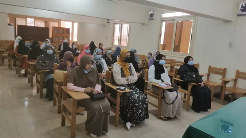 أزهري يحذر من حرمان المرأة من الميراث في ندوة بكفرالشيخ
