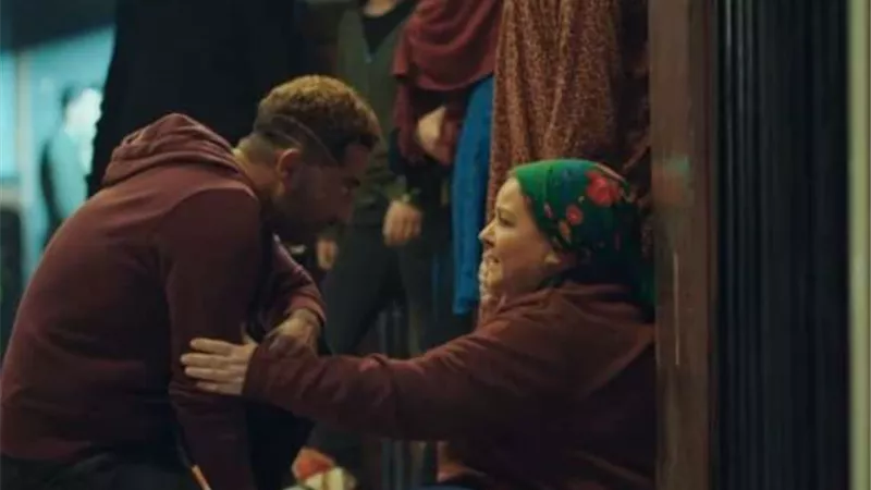 بعد موجة انتقاد.. احترام الأم في «ملوك الجدعنة» ينال استحسان رواد «السوشيال ميديا»