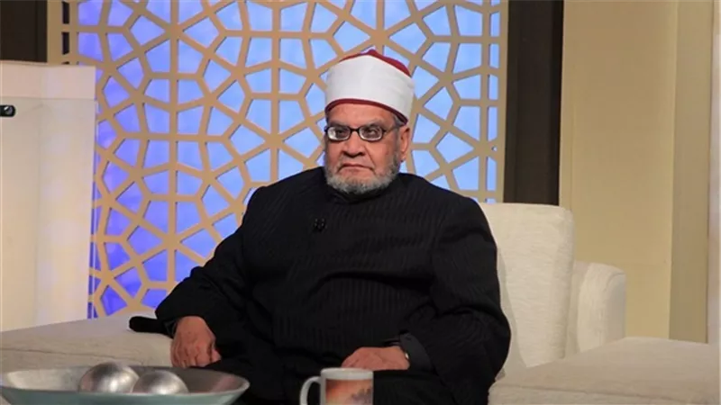 أحمد كريمة: «ديك الدجاج عنده شرف عن الرجل»| فيديو