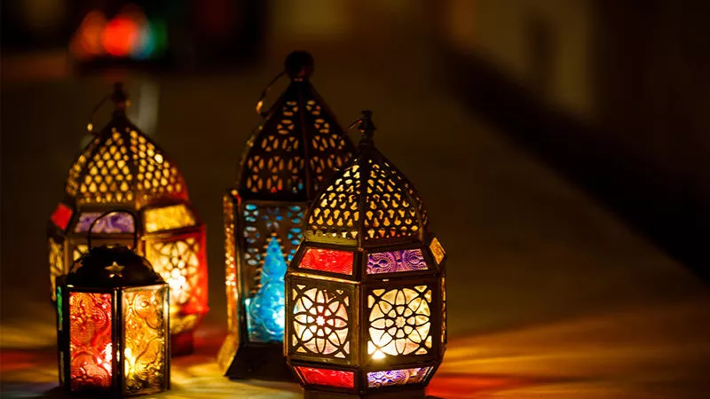 فضل العشر الأواخر من رمضان.. ماذا قالت الأحاديث عنهم؟