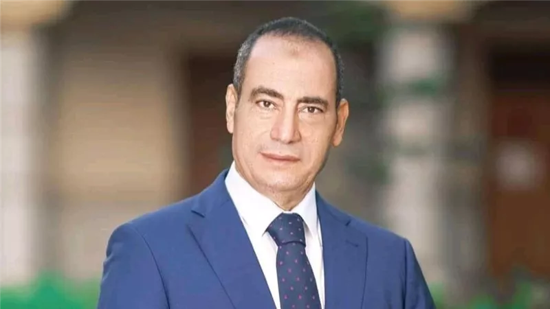 نائب يقدم اقتراحات لتطوير محطة مترو وتبطين ترع شبرا الخيمة