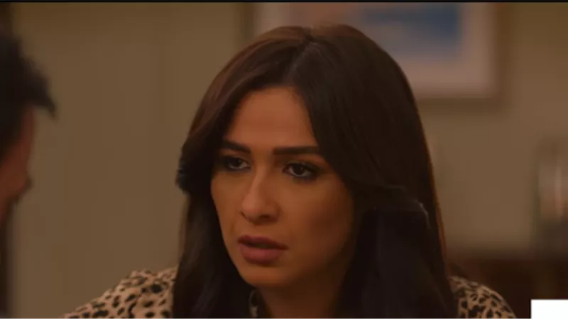 بعد مقتل طليقها.. تعرفي على رد فعل ياسمين عبد العزيز في «اللي مالوش كبير» (فيديو)