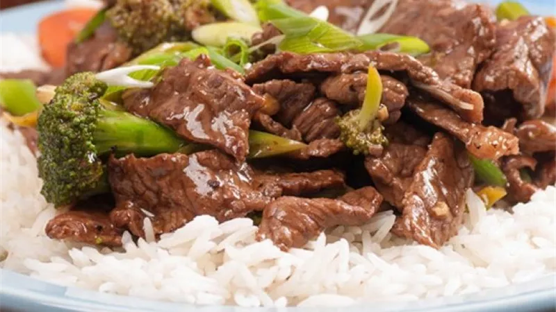 «البفتيك» مع الأرز طبق رئيسي على المائدة الرمضانية 