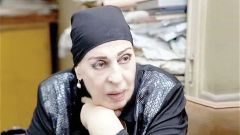 الكاتبة الصحفية سكينة السادات تكتب الصفقة الموعودة! 