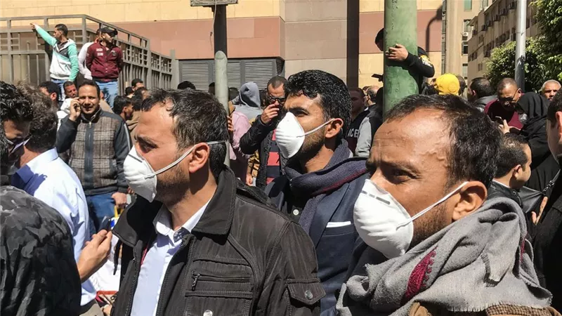 نائب يطالب بالحذر بعد اكتشاف 6 مصابين بسلالة كورونا الهندية المتحورة