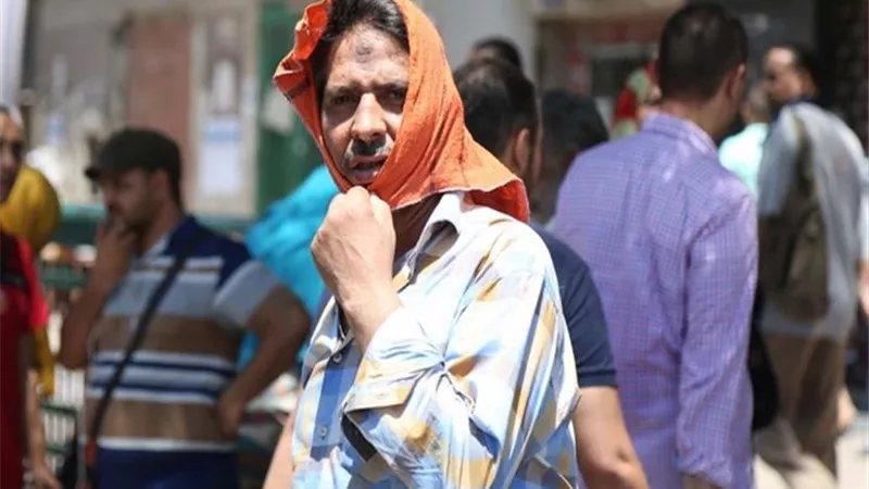 لمواجهة الموجة الحارة.. طبيب يوجه نصائح لمرضى القلب