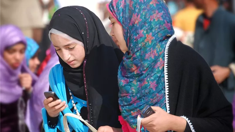 5 معلومات عن الادخار والإقراض الرقمي باستخدام المحمول | فيديو