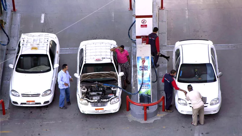 البترول: 1000 محطة غاز بنهاية 2021 لمواكبة مبادرة إحلال السيارات