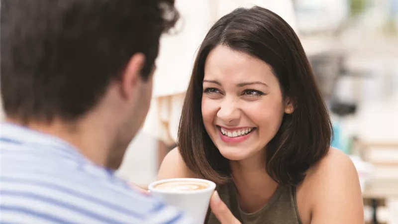7 خطوات تجعلك مثيرة وجذابة.. تعرفي عليها 