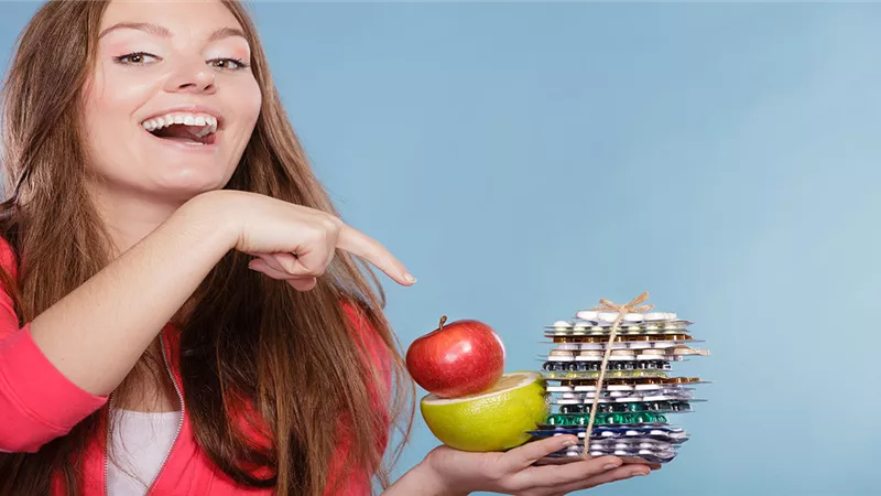 5 علامات تدل على احتياجك لمكملات غذائية 