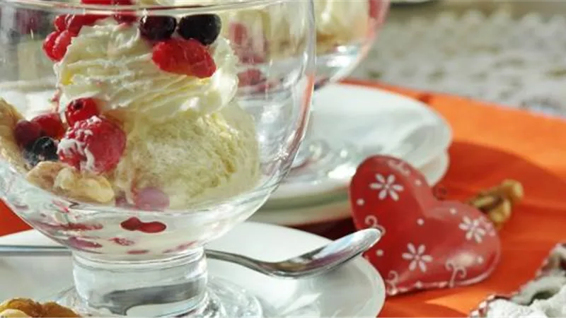 في ثالث أيام العيد.. أبهجي أسرتك بتورتة آيس كريم الزبادي