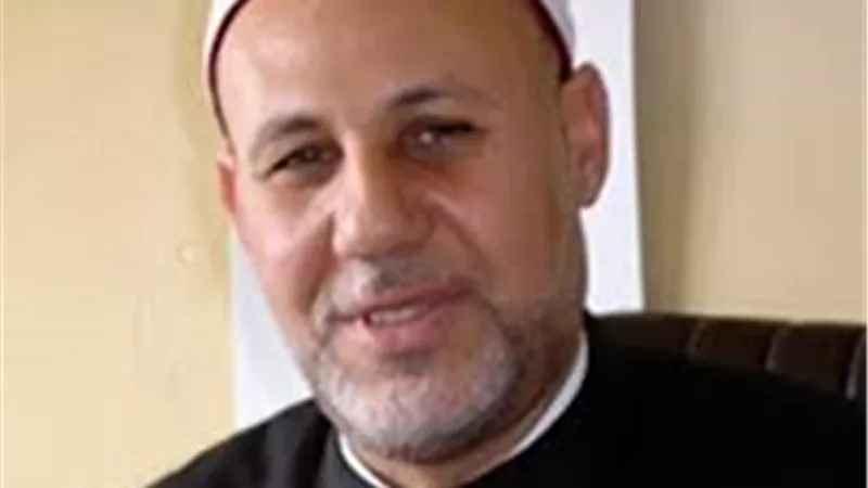 أيهما أفضل صيام أيام شوال متتابعة أم متفرقة؟ رئيس لجنة الفتوى الأسبق يجيب