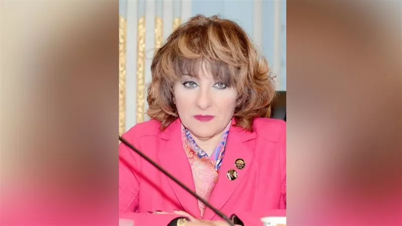 برلمانية تُطالب بضرورة استكمال تطعيم العاملين بقطاع السياحة بلقاح كورونا