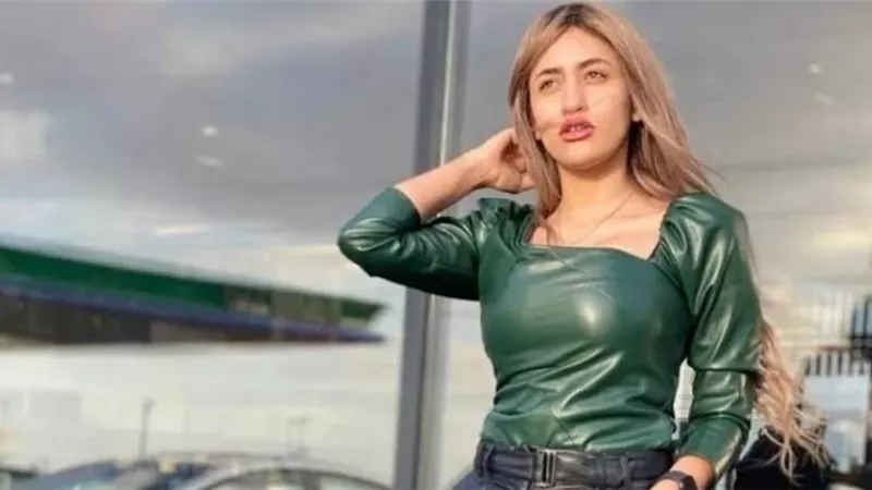 خلال محاكمتها.. مودة الأدهم للقاضي: «اعتبرني بنتك».. والثاني يرد: «هطلعك برة»