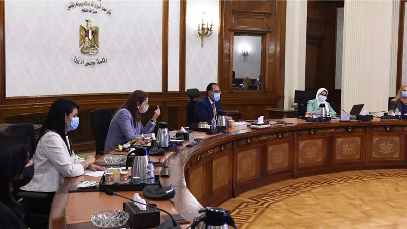 «مدبولي» يتابع الخطوات التنفيذية للمشروع القومي لتنمية الأسرة المصرية