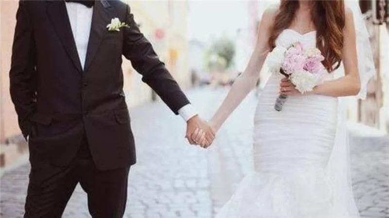 4 بنات في مهمة قومية.. تجولن المحافظات من أجل «أخلاق العريس أهم من فلوسه»
