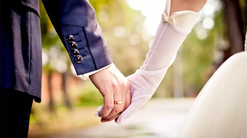 «عشيقة وخرابة بيوت».. الزوجة الثانية في عيون البنات