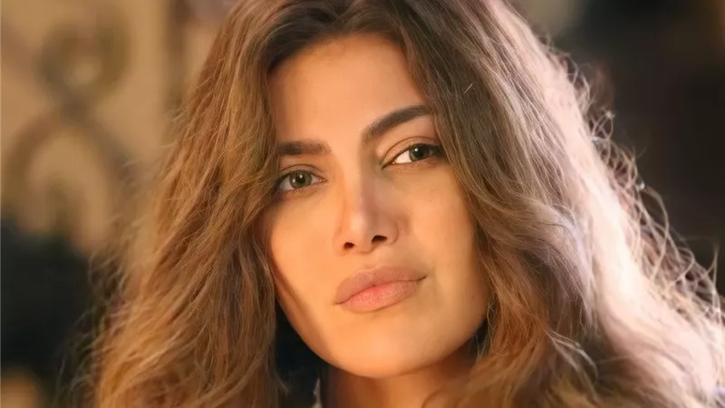 ريهام حجاج لزوجها: «مبروك يا حبيب قلبي عضوية البرلمان الأفريقي بحبك»