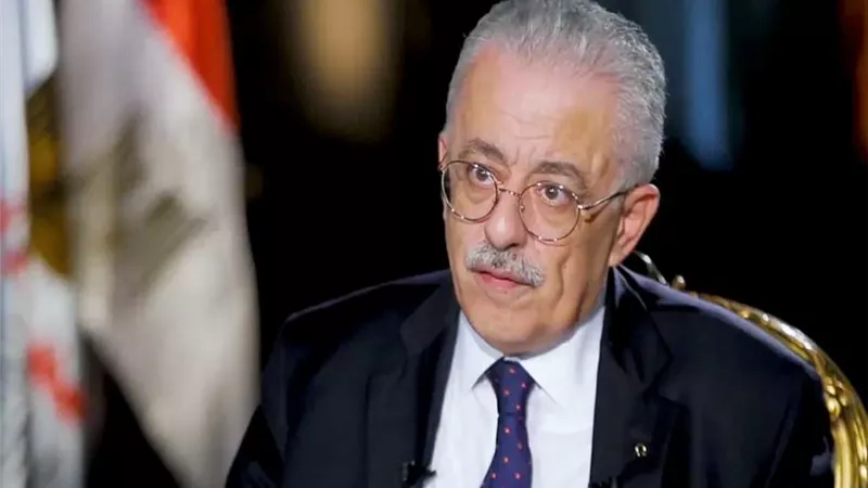 وزير التعليم: اتركوا طلبة الثانوية يستفيدون من الامتحان التجريبي 