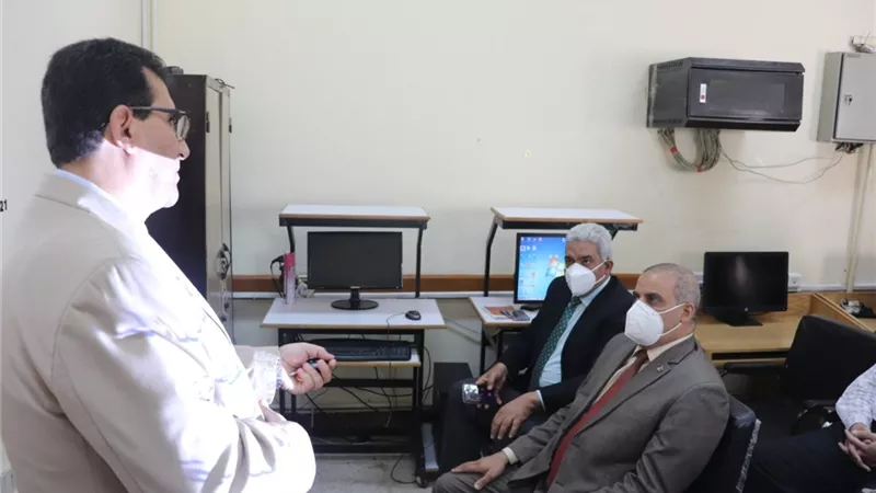 رئيس جامعة الأزهر يثمن جهود مركز قواعد بيانات الرسائل والأبحاث بكلية الدراسات العليا