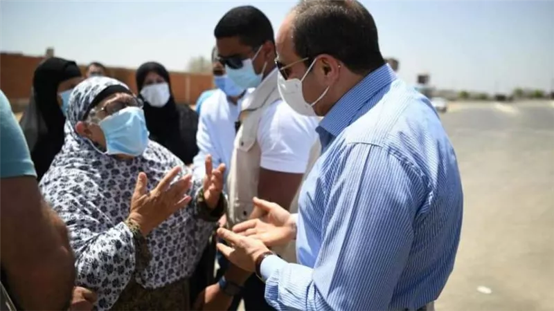 التقاها الرئيس في جولته.. وزيرة الصحة: نقل السيدة للعلاج بمعهد ناصر على نفقة الدولة