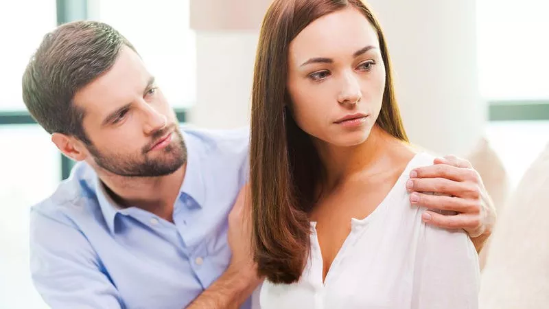 «إزاي أخلي جوزي يهتم بيَّ؟».. خبيرة أسرية تقدم الحلول والمفاتيح