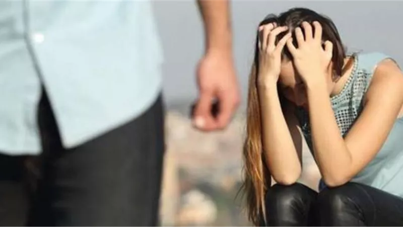 زوجة ترد على اتهامها بالزنا: «بِعْت نفسي عشان أصرف على عيالي»